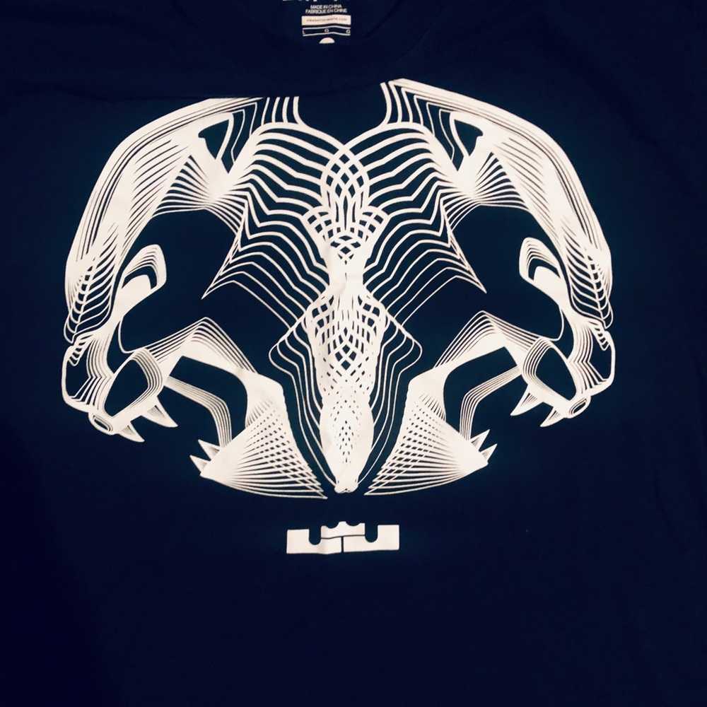 Black LeBron - Nike T Shirt
